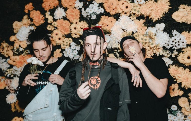 Chase atlantic обои